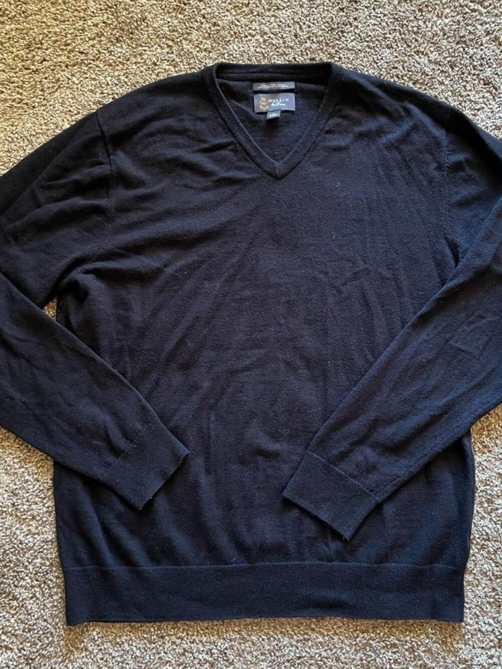 Wallin & Bros Cotton & Cashmere blend black V-neck sweater